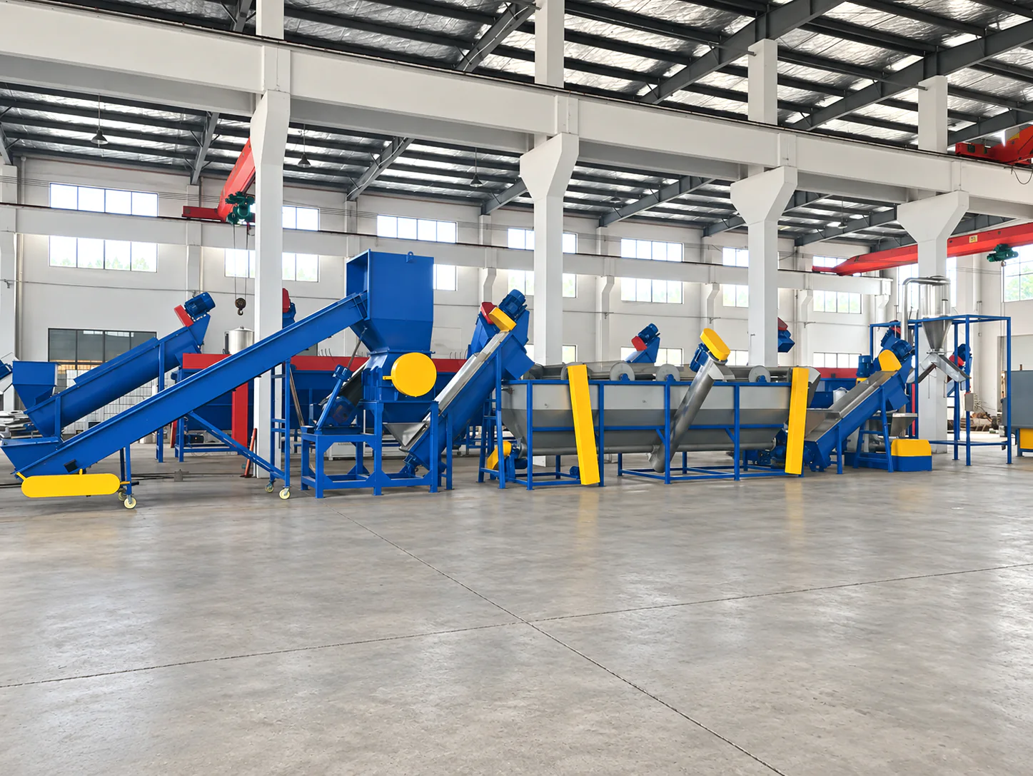 Connected washing and conveying equipment inside the Kailong Machinery workshop