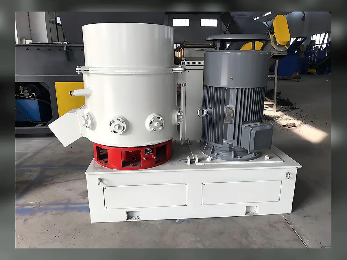 Plastic Agglomerator machine detail 1